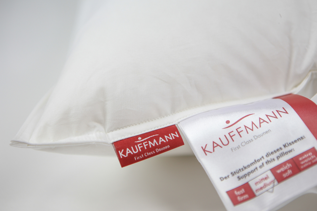 картинка Подушка Kauffmann TRIO De Luxe 3С средняя от магазина Textile House